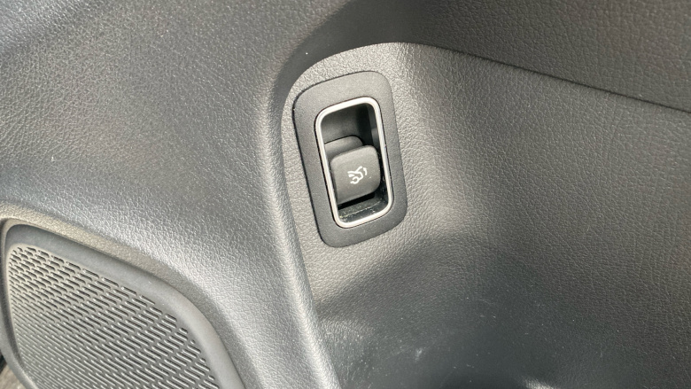 Mercedes-Benz CLA 200 AMG Line Executive 4dr Tip Auto Petrol Saloon